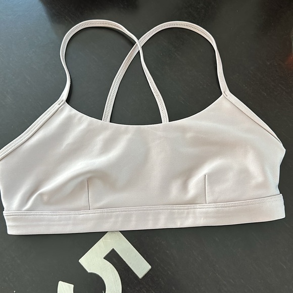 Alo Light Pink Sports Bra - Picture 3 of 6